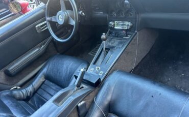 Chevrolet-corvette-1982-8