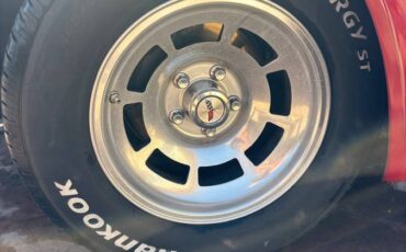 Chevrolet-corvette-1982-9