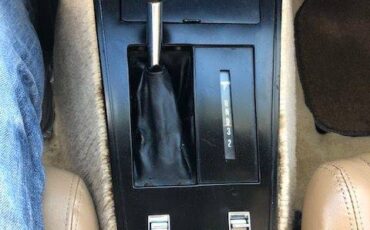 Chevrolet-corvette-1982-custom-14