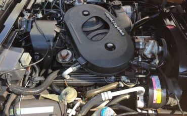 Chevrolet-corvette-1982-custom-18