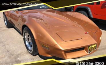 Chevrolet-corvette-1982-custom