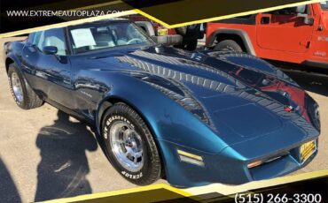 Chevrolet-corvette-1982-custom