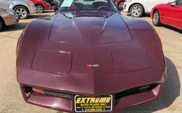 Chevrolet-corvette-1982-custom-7