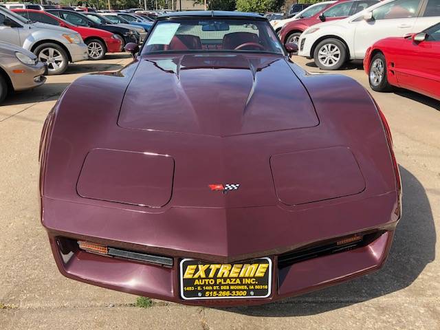 Chevrolet-corvette-1982-custom-7
