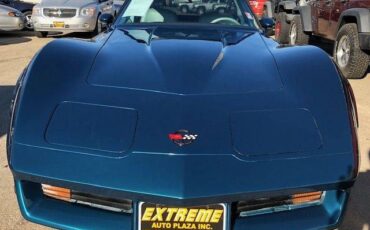 Chevrolet-corvette-1982-custom-7
