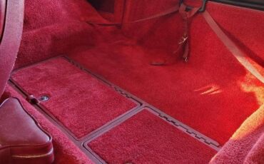 Chevrolet-corvette-1982-white-7