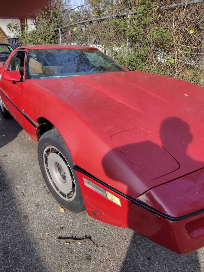 Chevrolet-corvette-1984-red-2