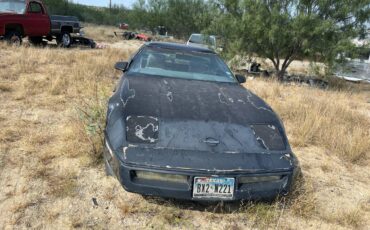 Chevrolet-corvette-1986-black-3