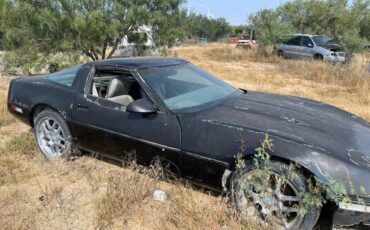 Chevrolet-corvette-1986-black