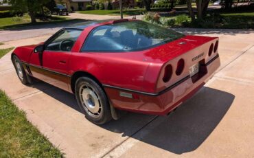 Chevrolet-corvette-1987-1
