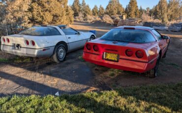 Chevrolet-corvette-1987-red-1