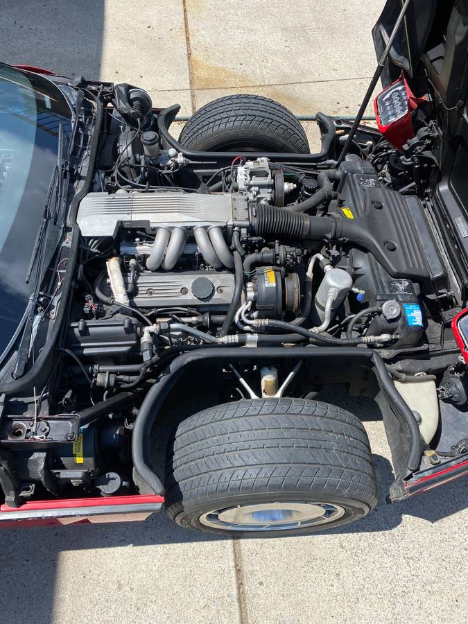 Chevrolet-corvette-1987-red-10