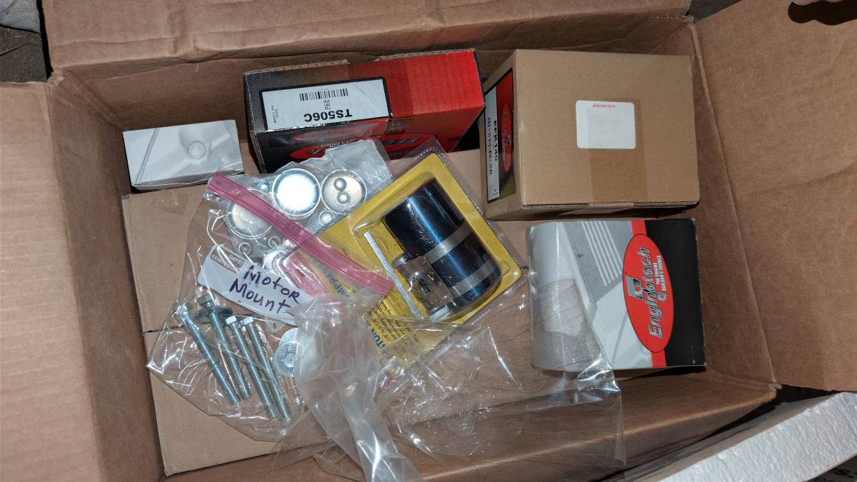 Chevrolet-corvette-1987-red-11