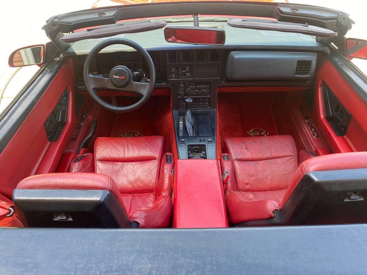 Chevrolet-corvette-1987-red-5