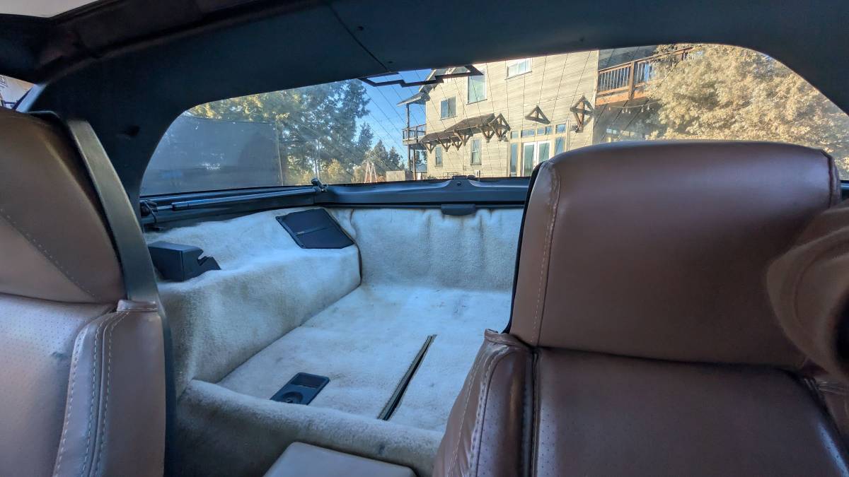 Chevrolet-corvette-1987-red-5