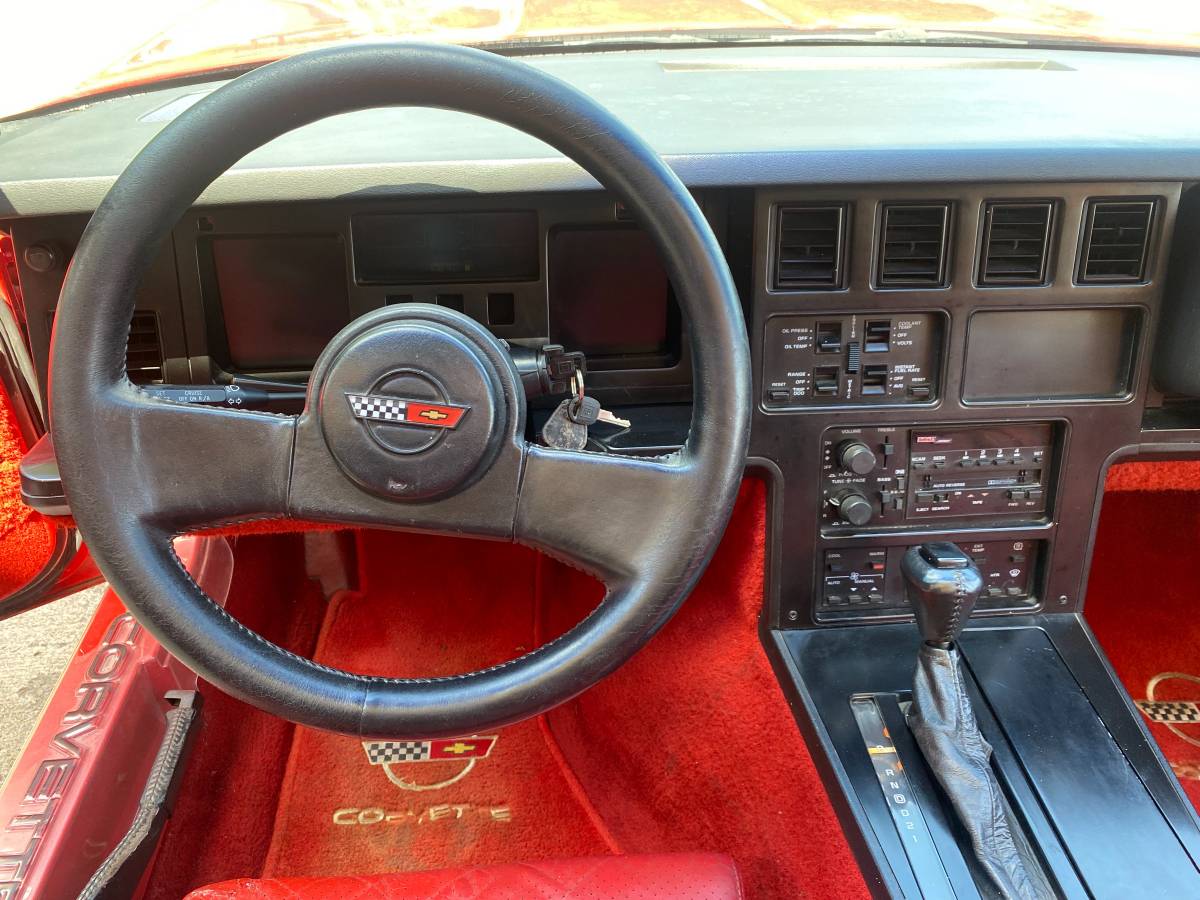 Chevrolet-corvette-1987-red-6