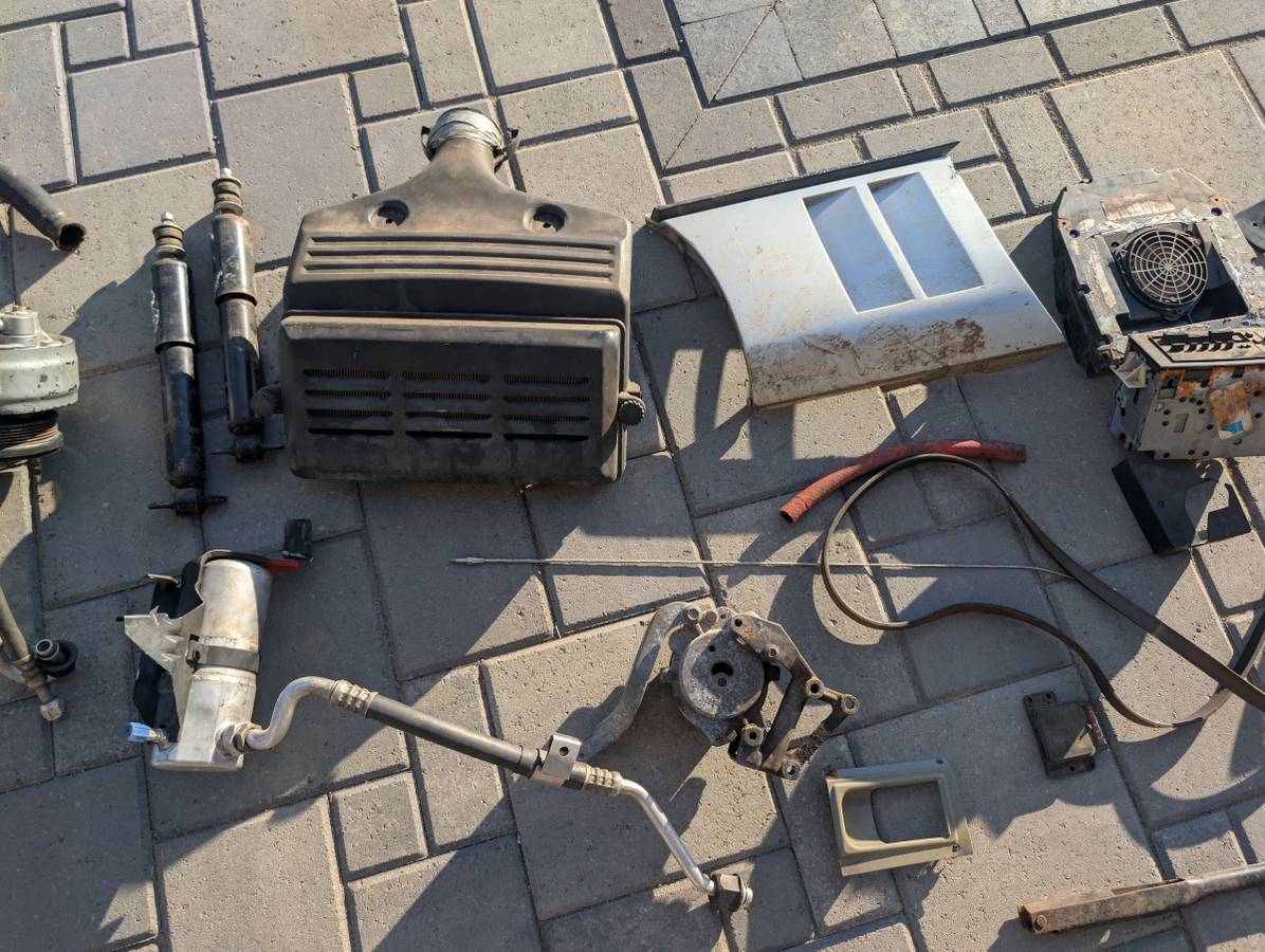 Chevrolet-corvette-1987-red-9