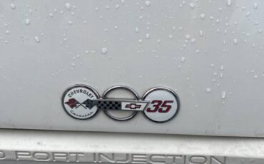 Chevrolet-corvette-1988-white-7