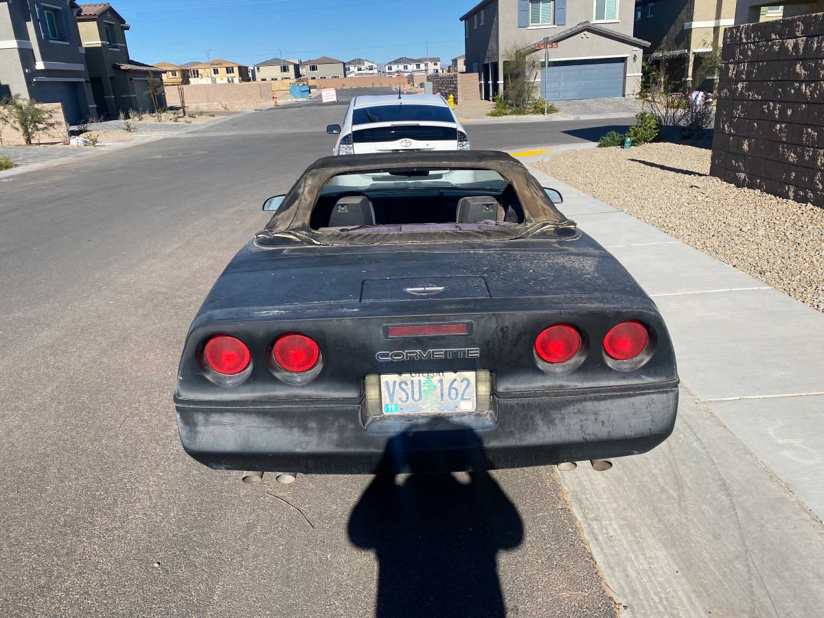 Chevrolet-corvette-1989-3