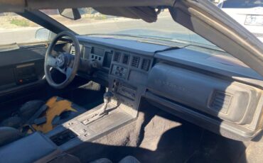 Chevrolet-corvette-1989-5