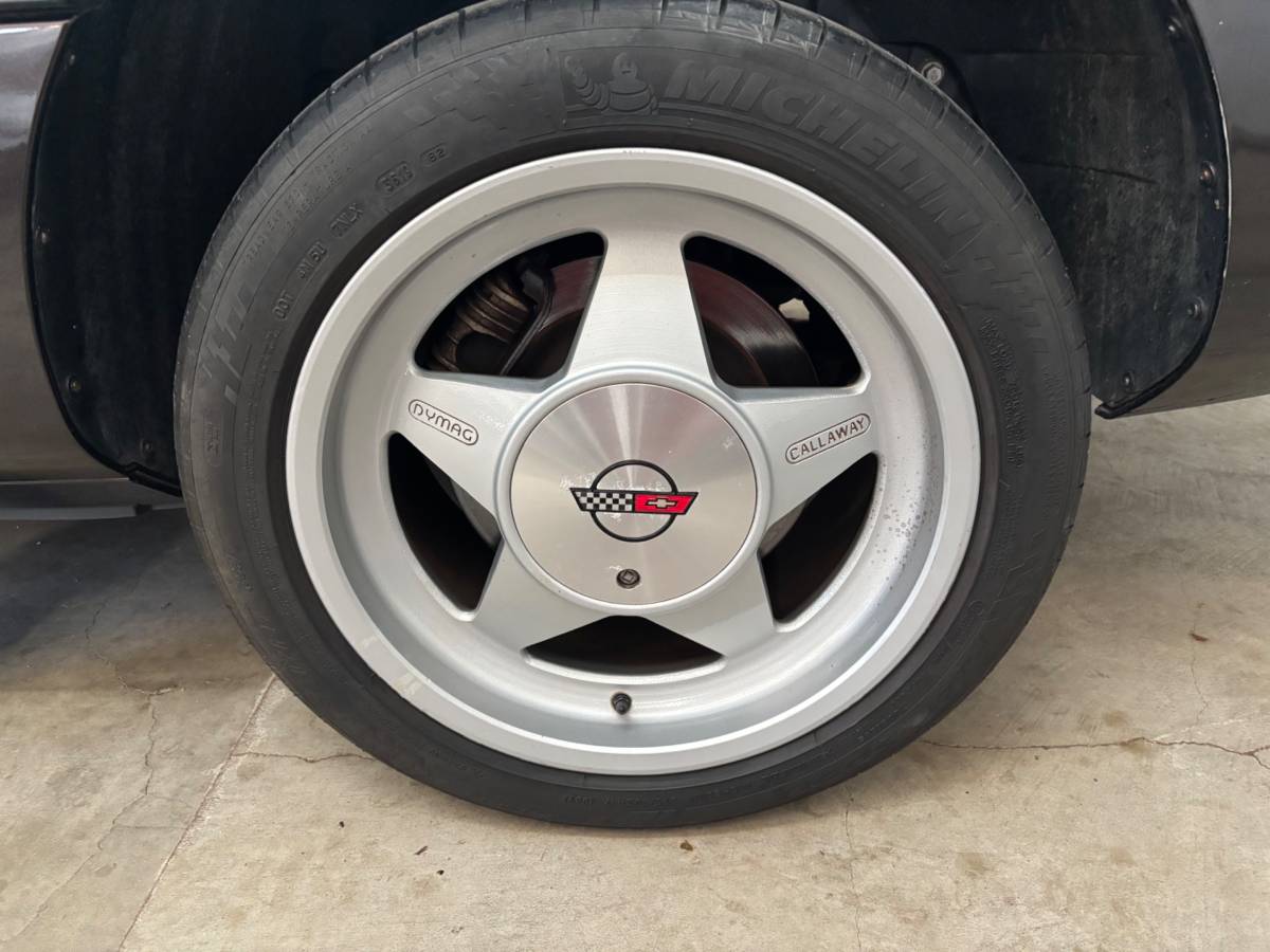 Chevrolet-corvette-1989-grey-8