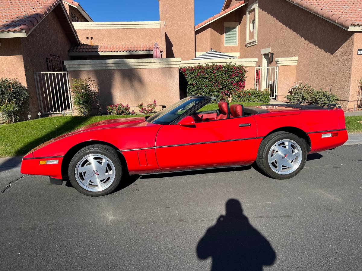 Chevrolet-corvette-1989-red