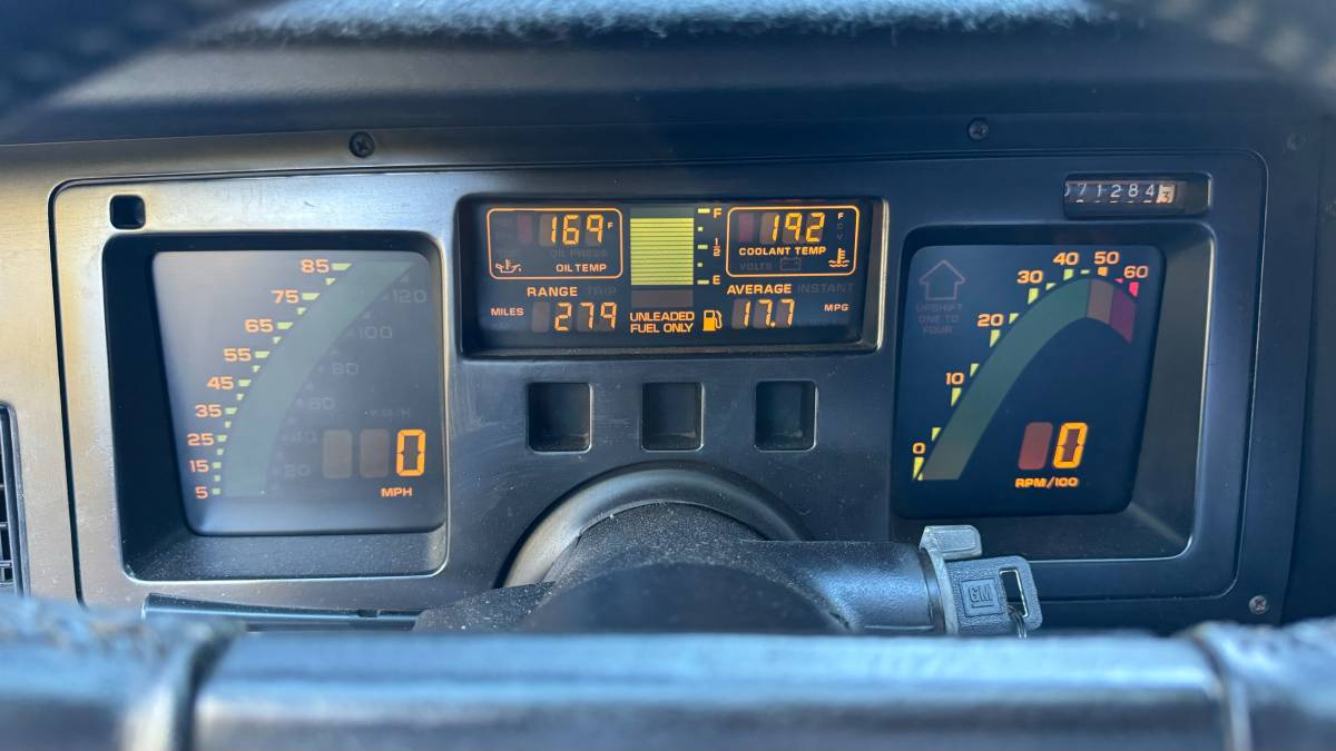 Chevrolet-corvette-1989-red-7