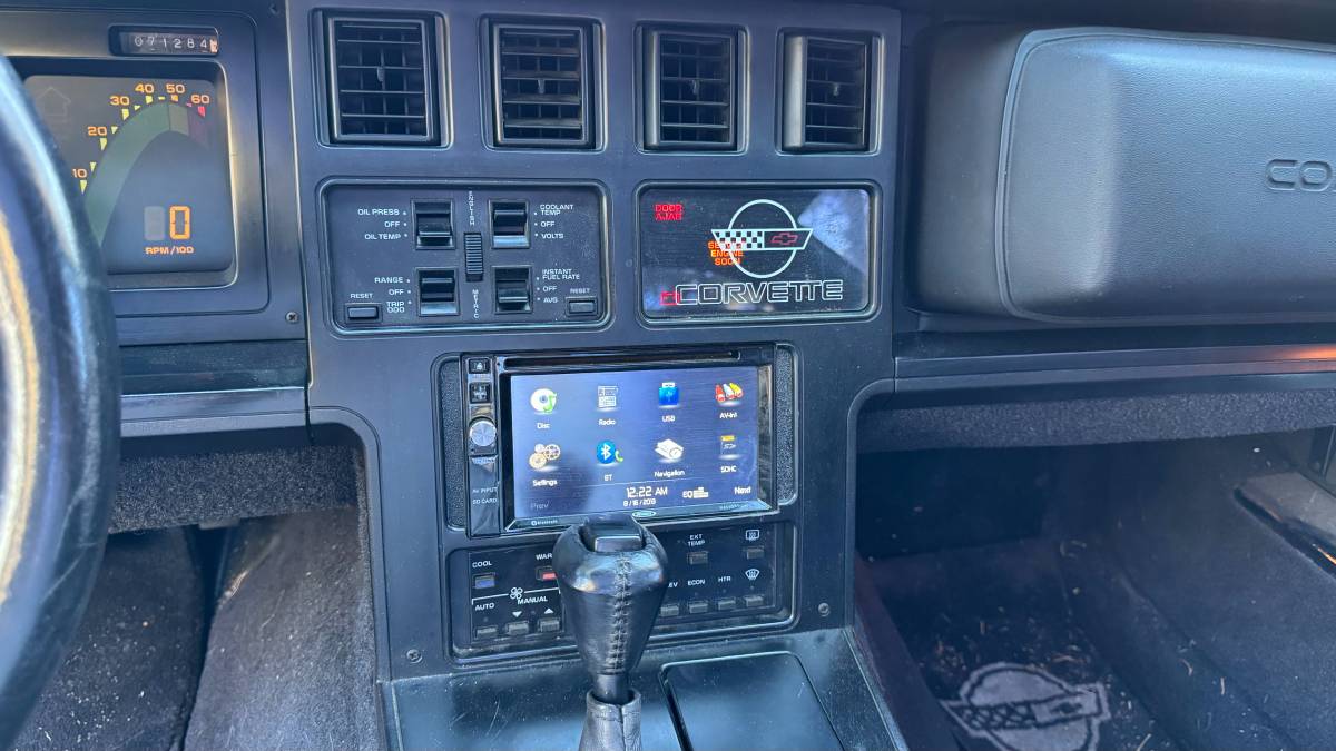 Chevrolet-corvette-1989-red-8