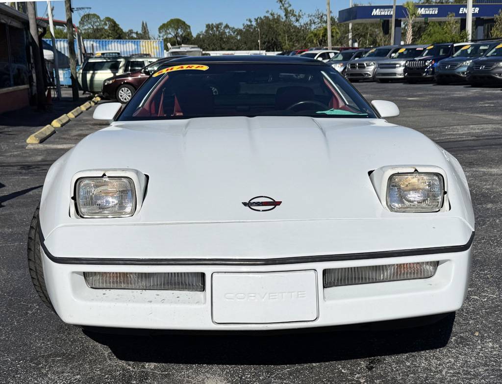 Chevrolet-corvette-1990-white-1