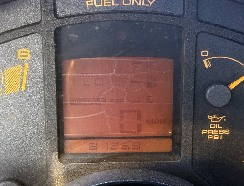 Chevrolet-corvette-1990-white-14