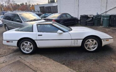 Chevrolet-corvette-1990-white-3