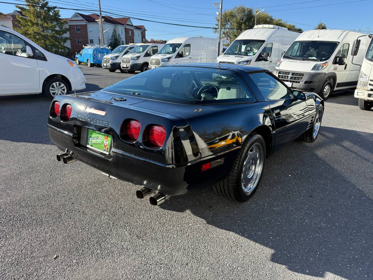 Chevrolet-corvette-1991-black-3