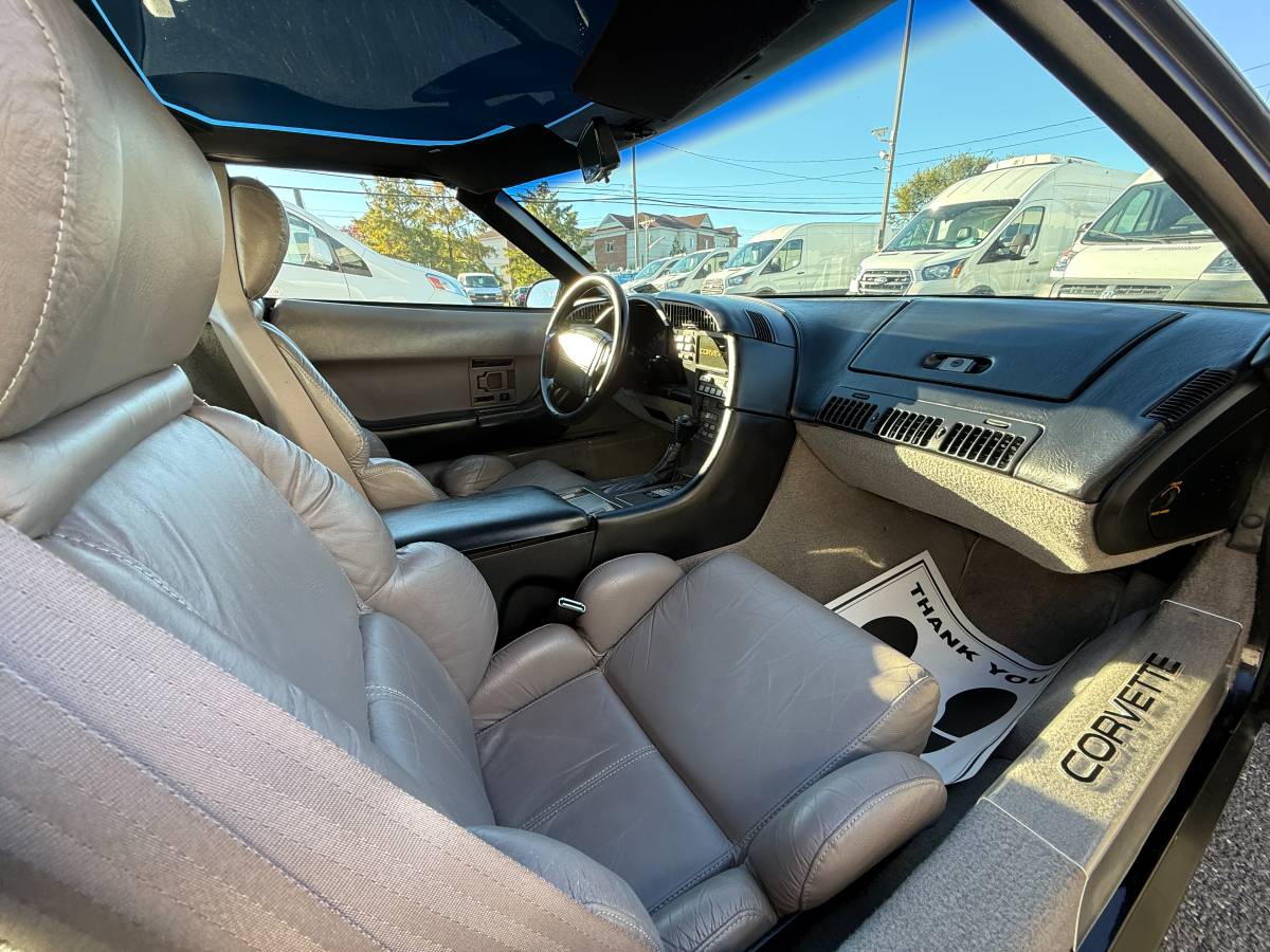 Chevrolet-corvette-1991-black-6