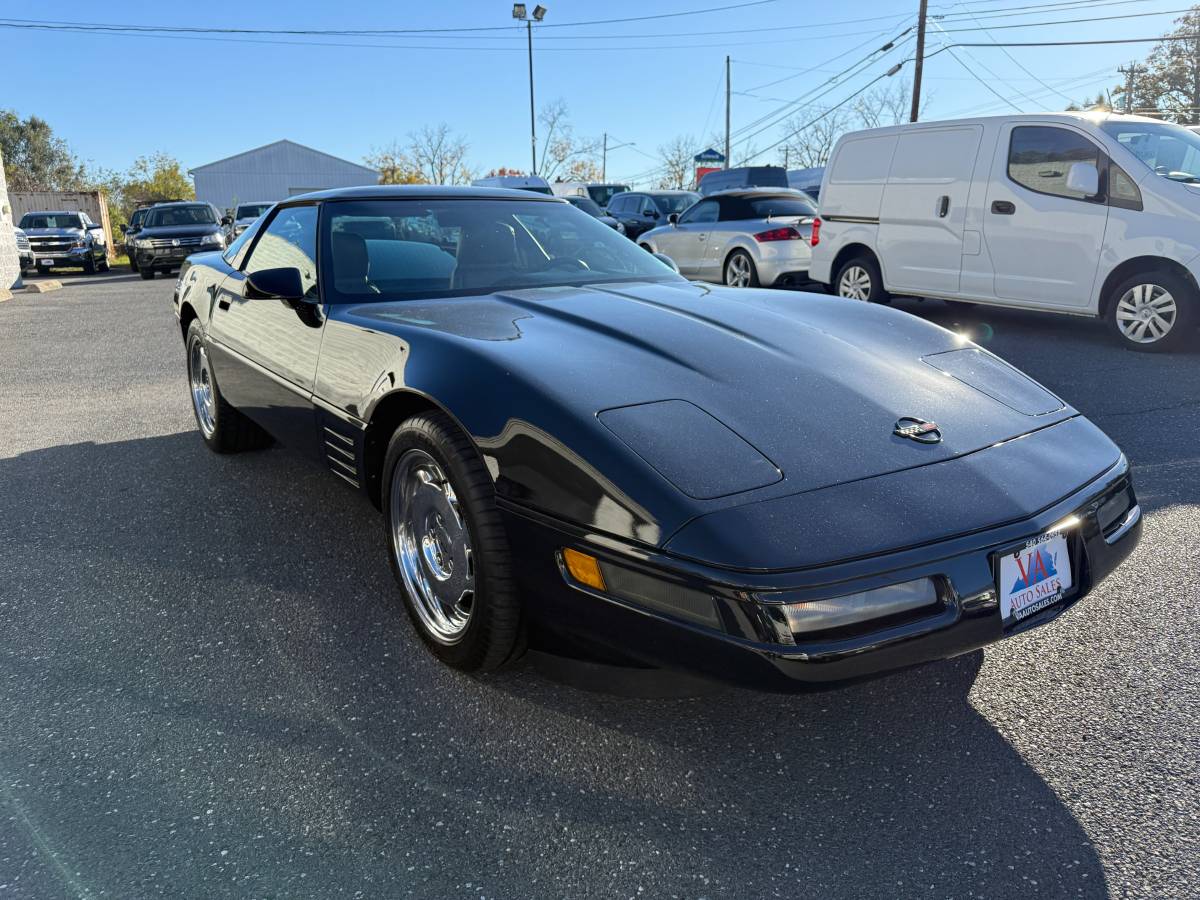 Chevrolet-corvette-1991-black-9