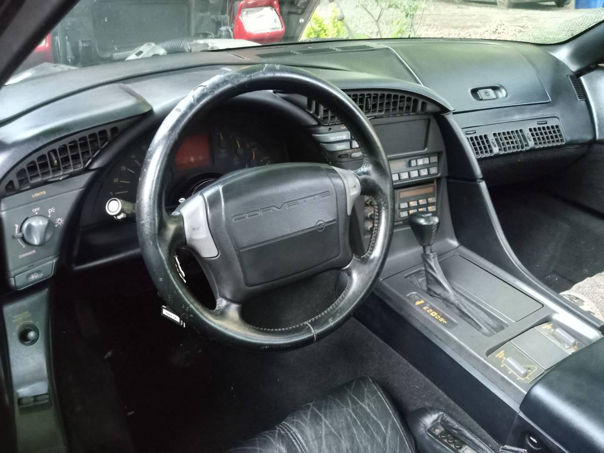 Chevrolet-corvette-1991-red-4