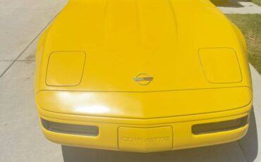 Chevrolet-corvette-1991-yellow-5