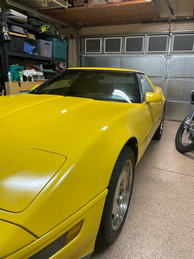 Chevrolet-corvette-1991-yellow-7
