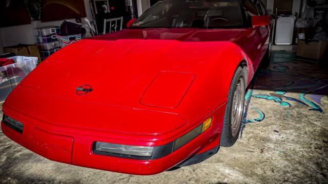 Chevrolet-corvette-1992-1