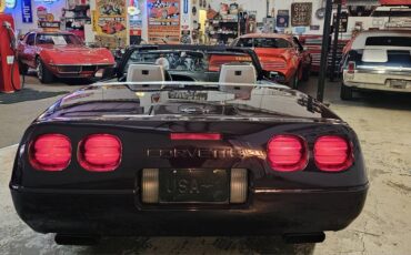 Chevrolet-corvette-1992-13