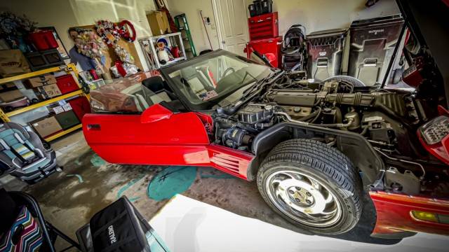 Chevrolet-corvette-1992-17