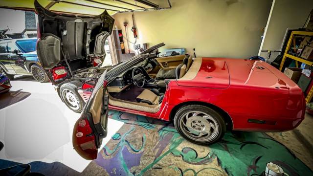 Chevrolet-corvette-1992-18