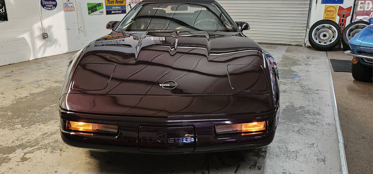 Chevrolet-corvette-1992-2