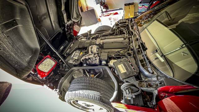 Chevrolet-corvette-1992-21