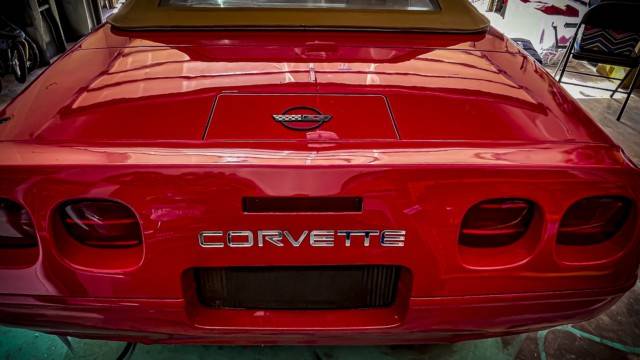 Chevrolet-corvette-1992-8