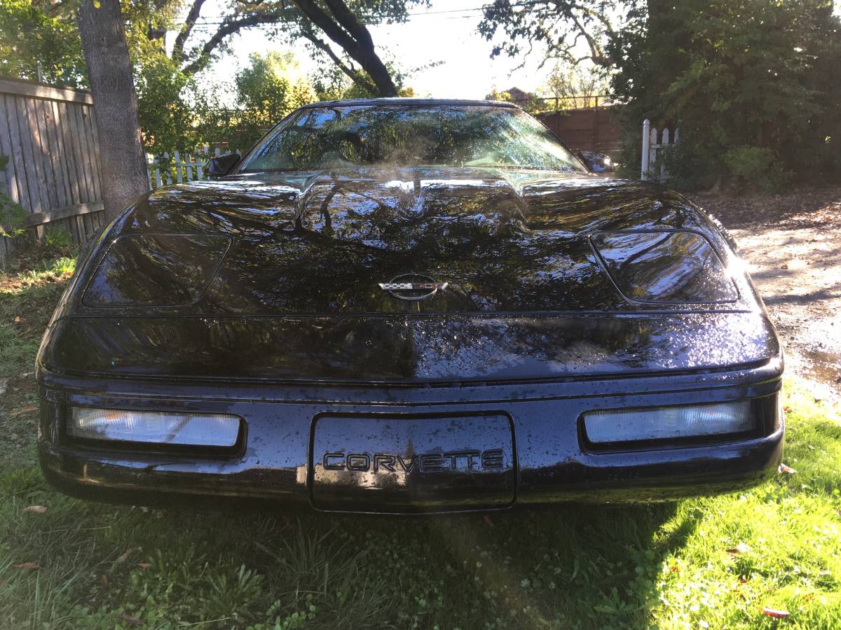 Chevrolet-corvette-1993-black-2