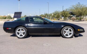 Chevrolet-corvette-1993-black-62