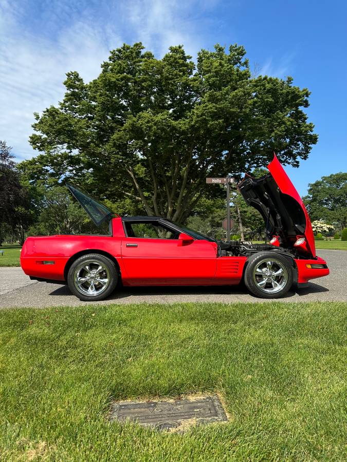 Chevrolet-corvette-1993-red-10