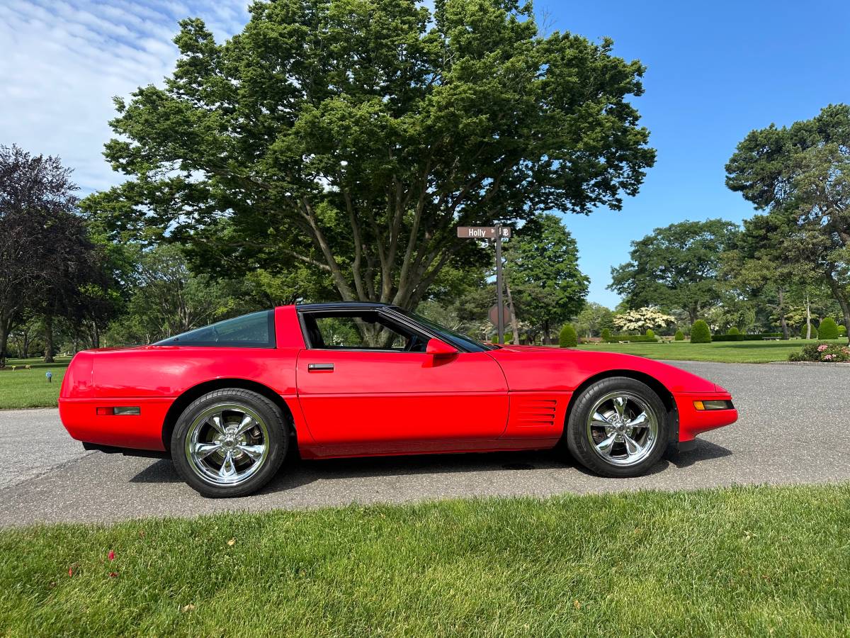 Chevrolet-corvette-1993-red-11