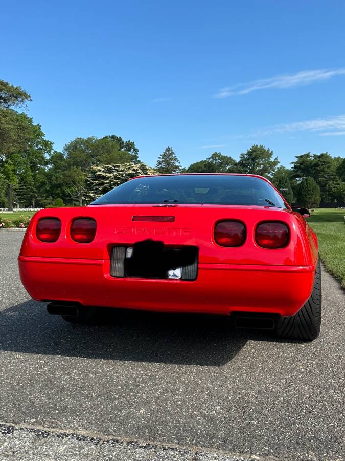 Chevrolet-corvette-1993-red-4