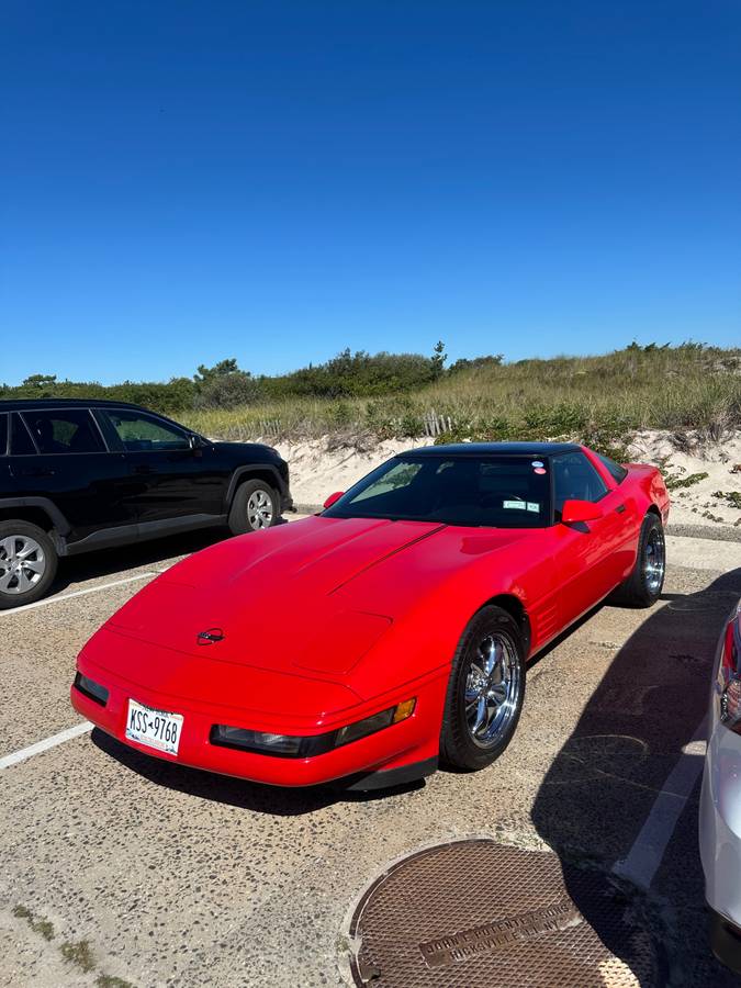 Chevrolet-corvette-1993-red
